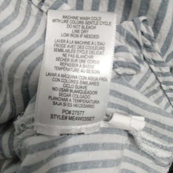 Bobeau Gray & White Vertical Stripe Button-Down Blouse Shirt Size L - Picture 10 of 10